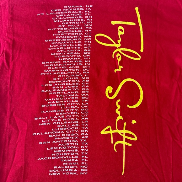 Vintage Taylor Swift Comcert Tee Red Shirt Size Youth Small Never Worn Rare Find - Picture 5 of 5